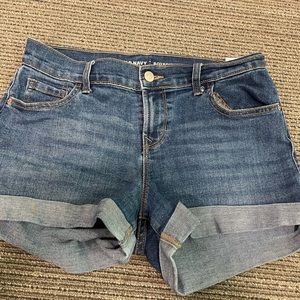 Old Navy boyfriend style blue jeans size 2